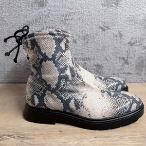 Stuart Weitzman Benita Flat Boot Women 7.5 Grey Snakeskin Lug Sole Back Tie Edgy